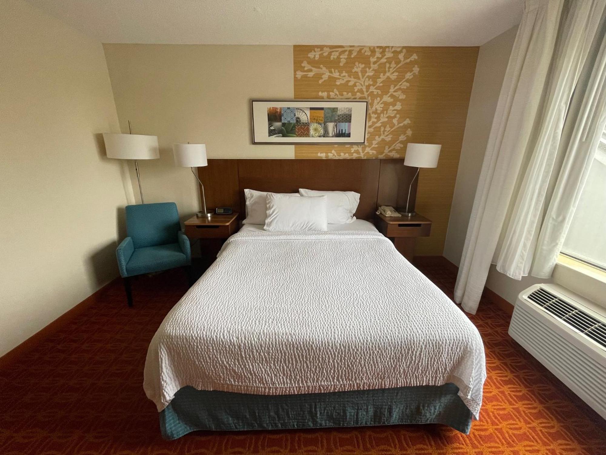 Hotel Fairfield And By Marriott Potomac Mills 3*