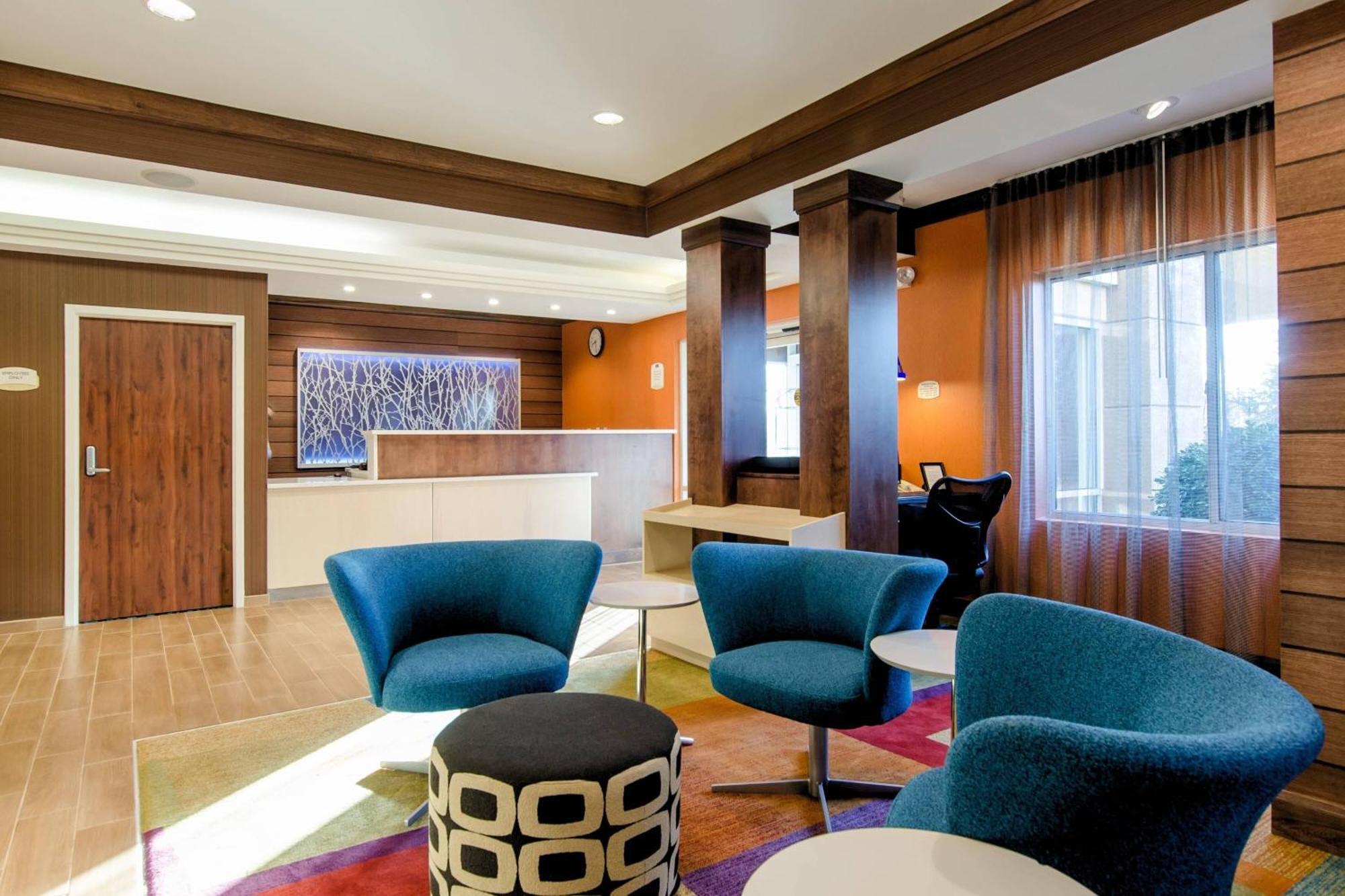 Hotel Fairfield And By Marriott Potomac Mills 3*