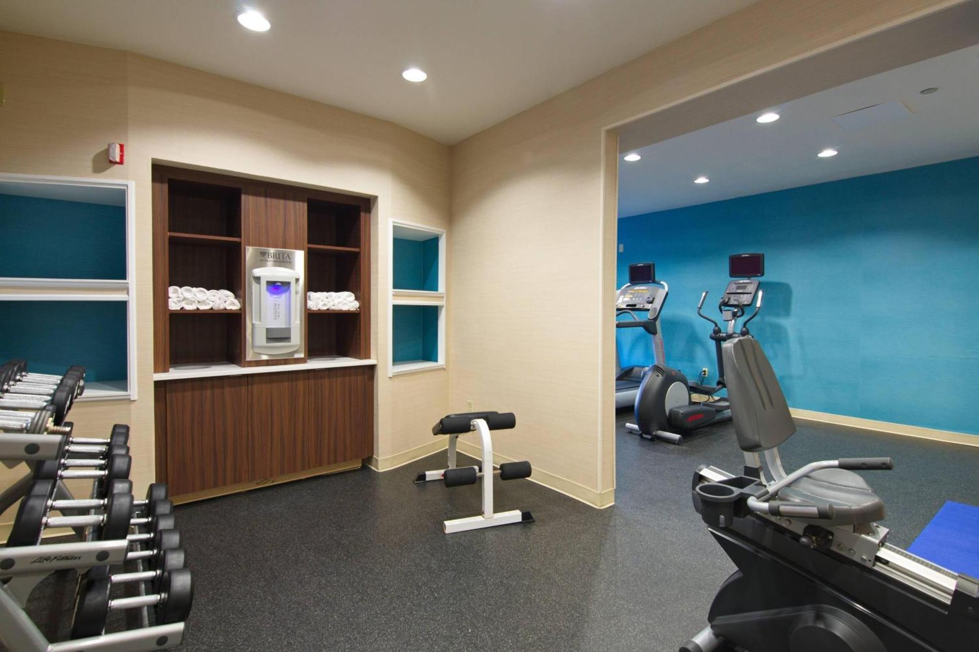 Fairfield And By Marriott Potomac Mills 3* Woodbridge