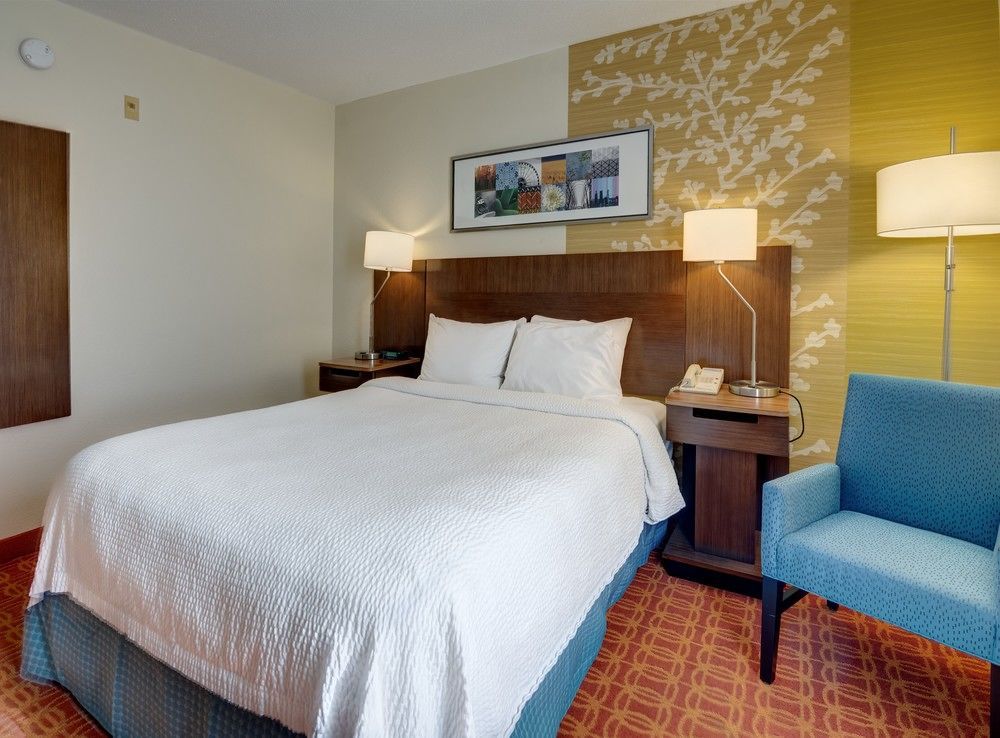 Fairfield And By Marriott Potomac Mills Hotel 3*