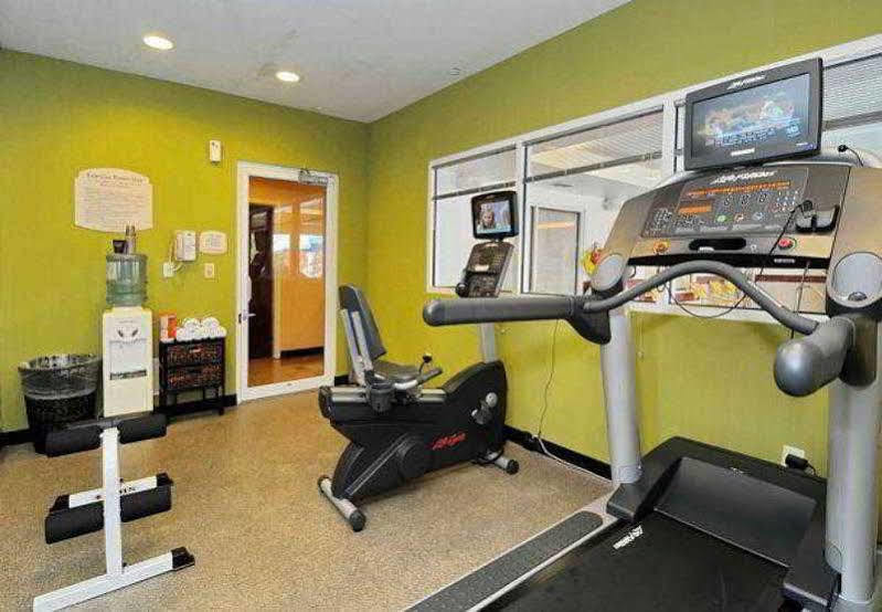 Hotel Fairfield And By Marriott Potomac Mills 3*