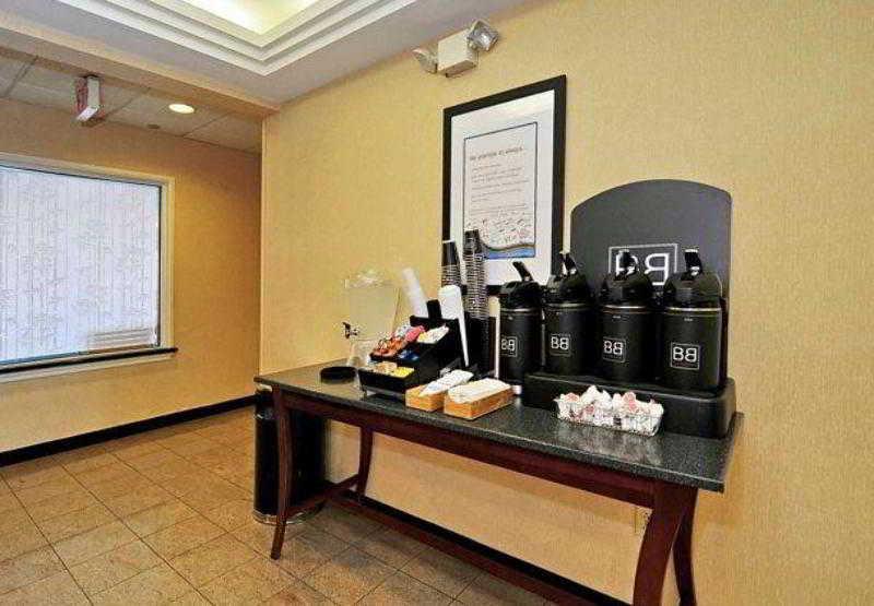 Fairfield And By Marriott Potomac Mills
